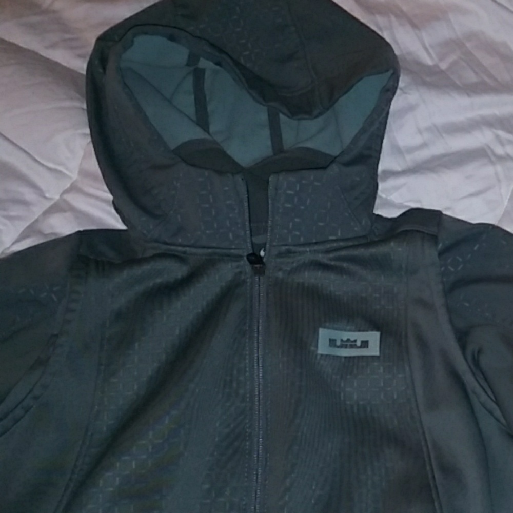 Boys lebron zip up hoodie